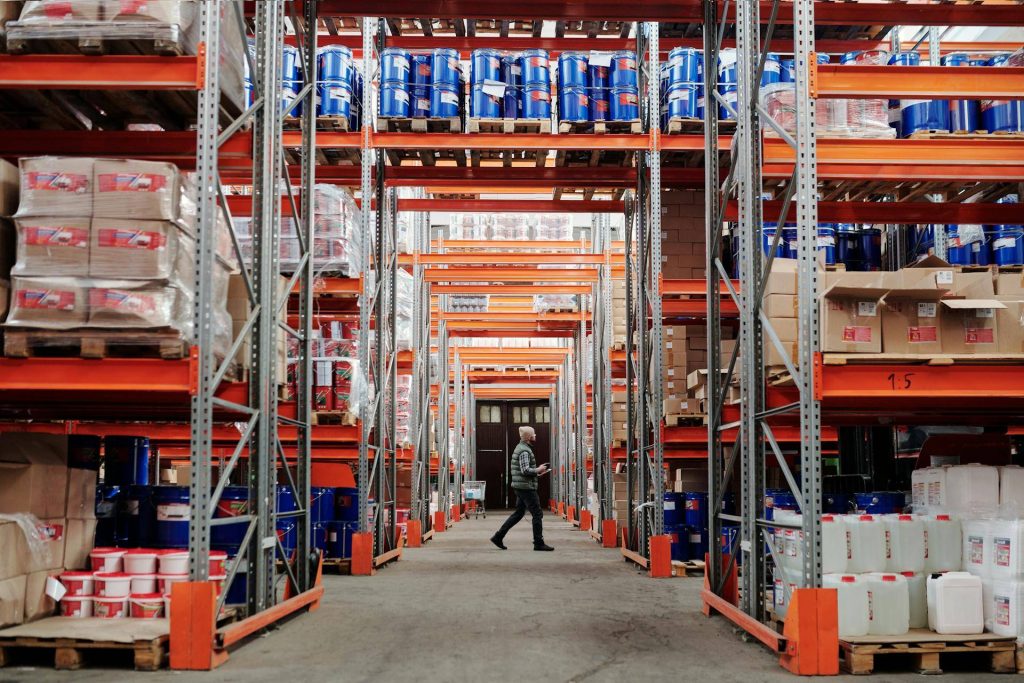 Warehouse space allocation for efficient storage
